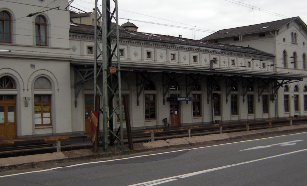006 Bahnhof Ruedesheim