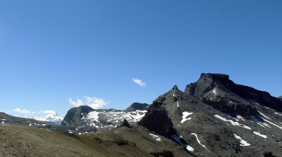 09 schwarze Gipfel